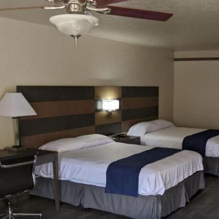 Atrium Inn Fort Stockton Exterior foto