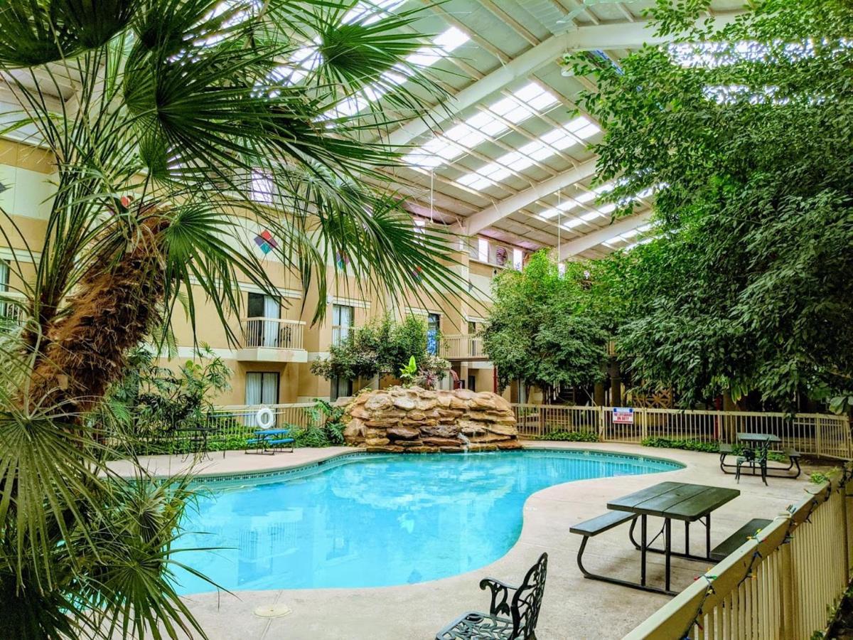 Atrium Inn Fort Stockton Exterior foto
