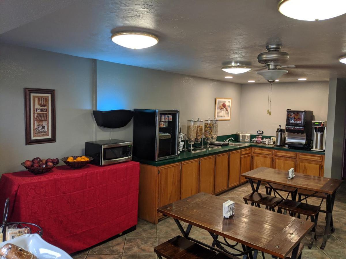 Atrium Inn Fort Stockton Exterior foto