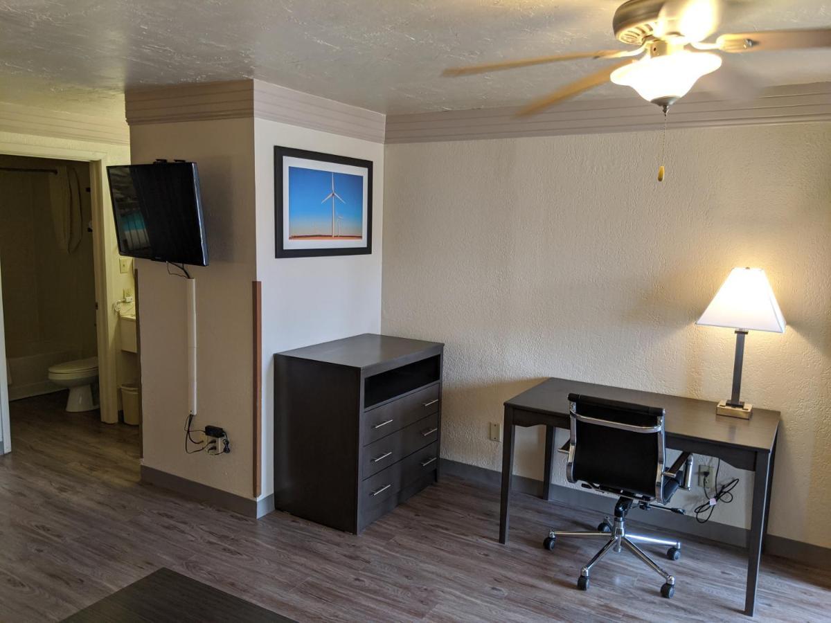 Atrium Inn Fort Stockton Exterior foto